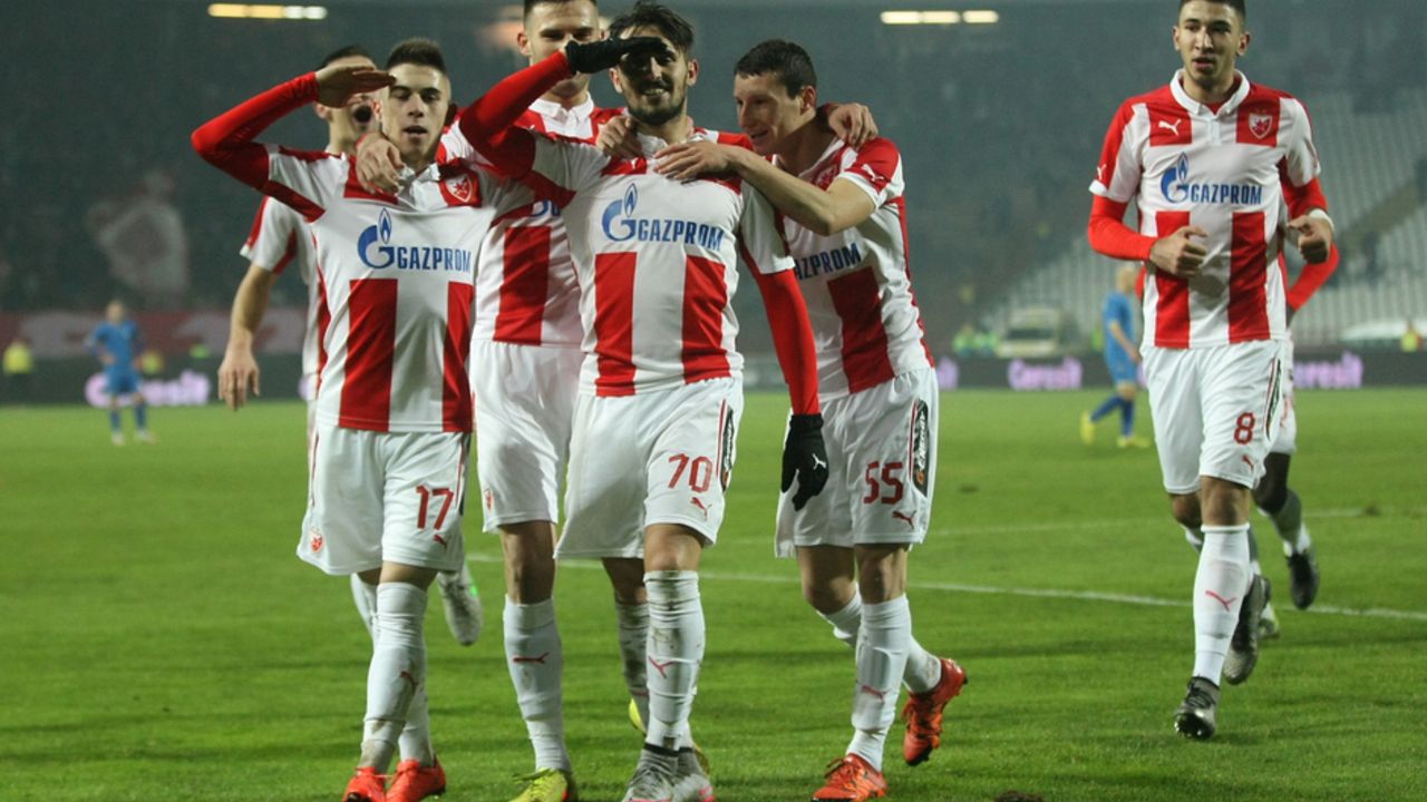 Fudbaleri Crvene zvezde slave gol Vijeire u meču sa Radnikom