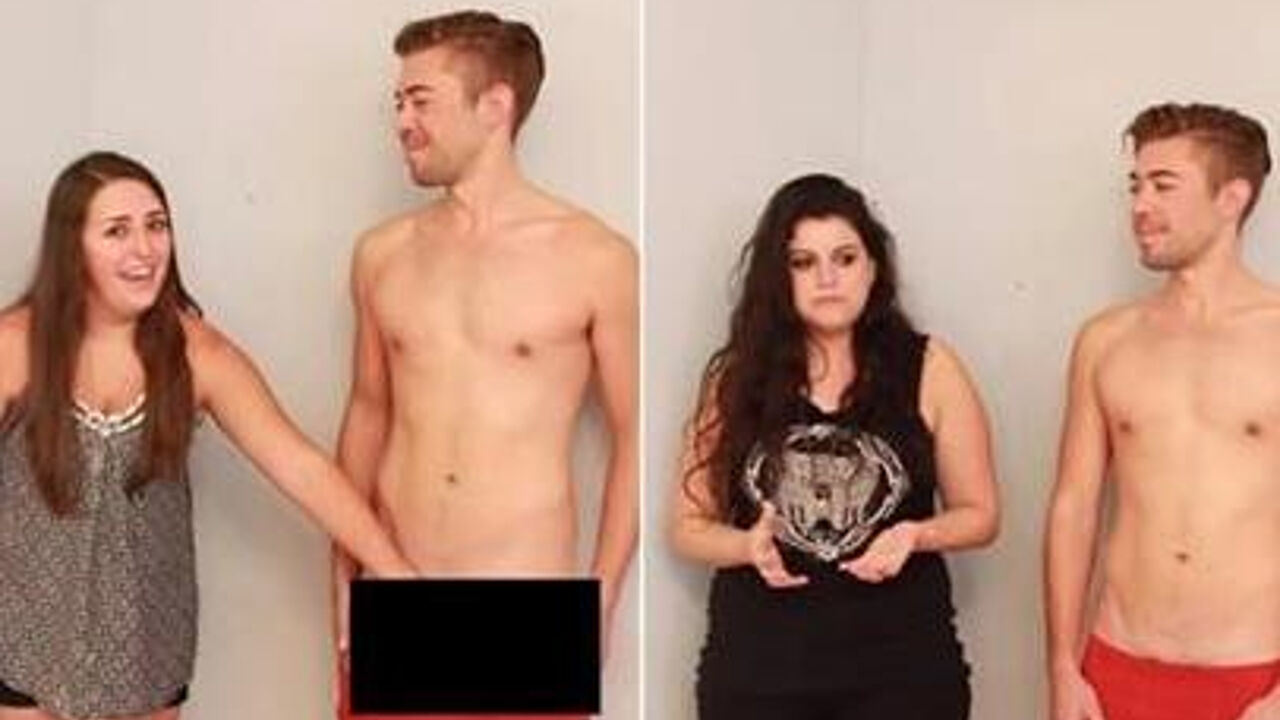 Lezbejke hvataju penis
