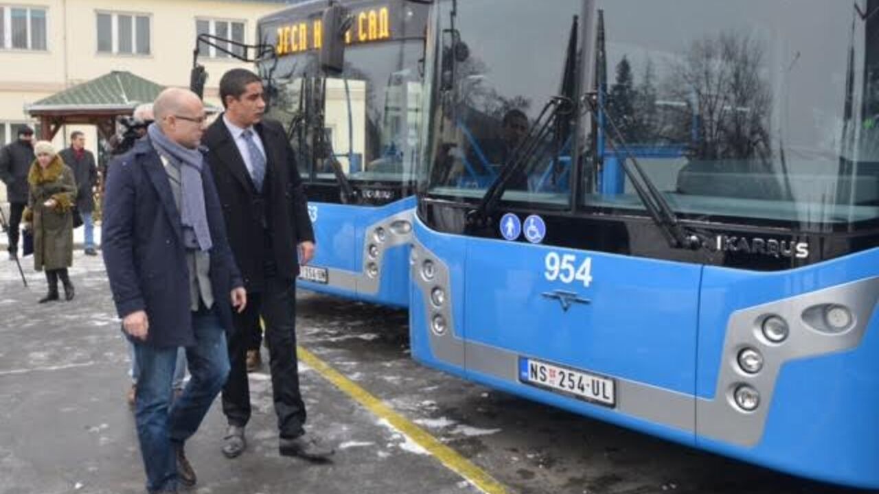 MIloš Vučević u obilasku novih autobusa