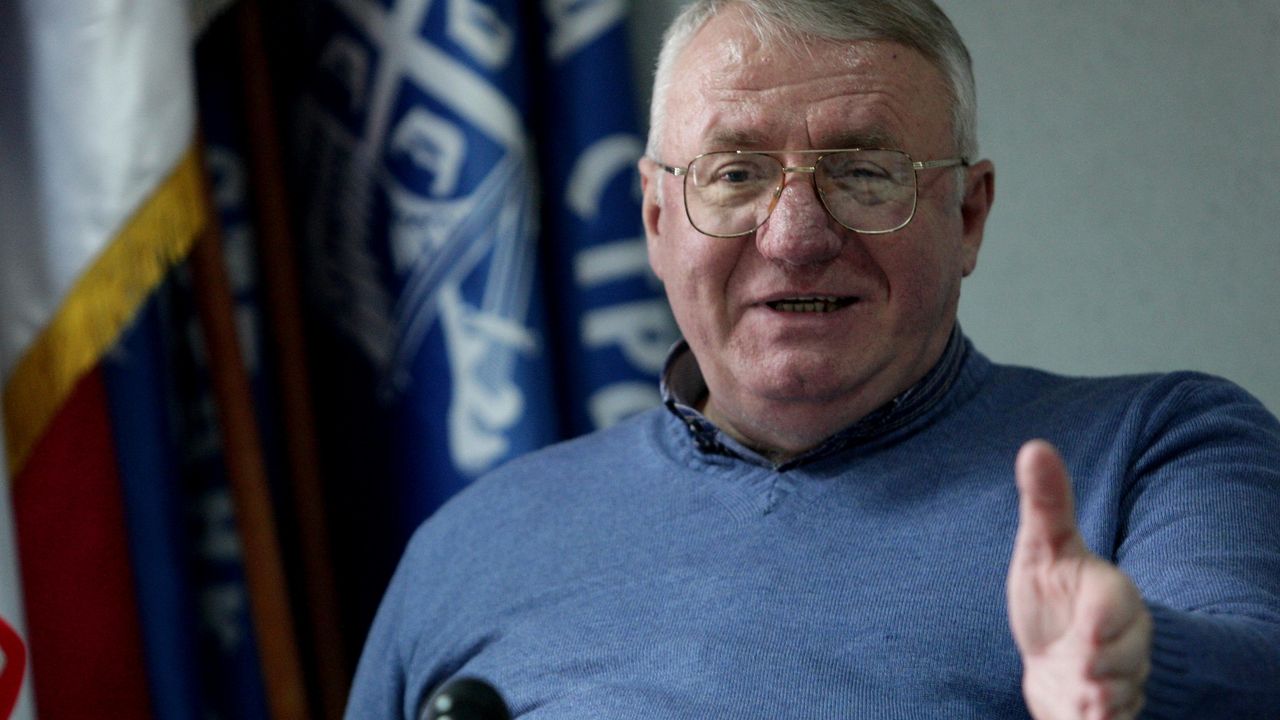 Vojislav Šešelj