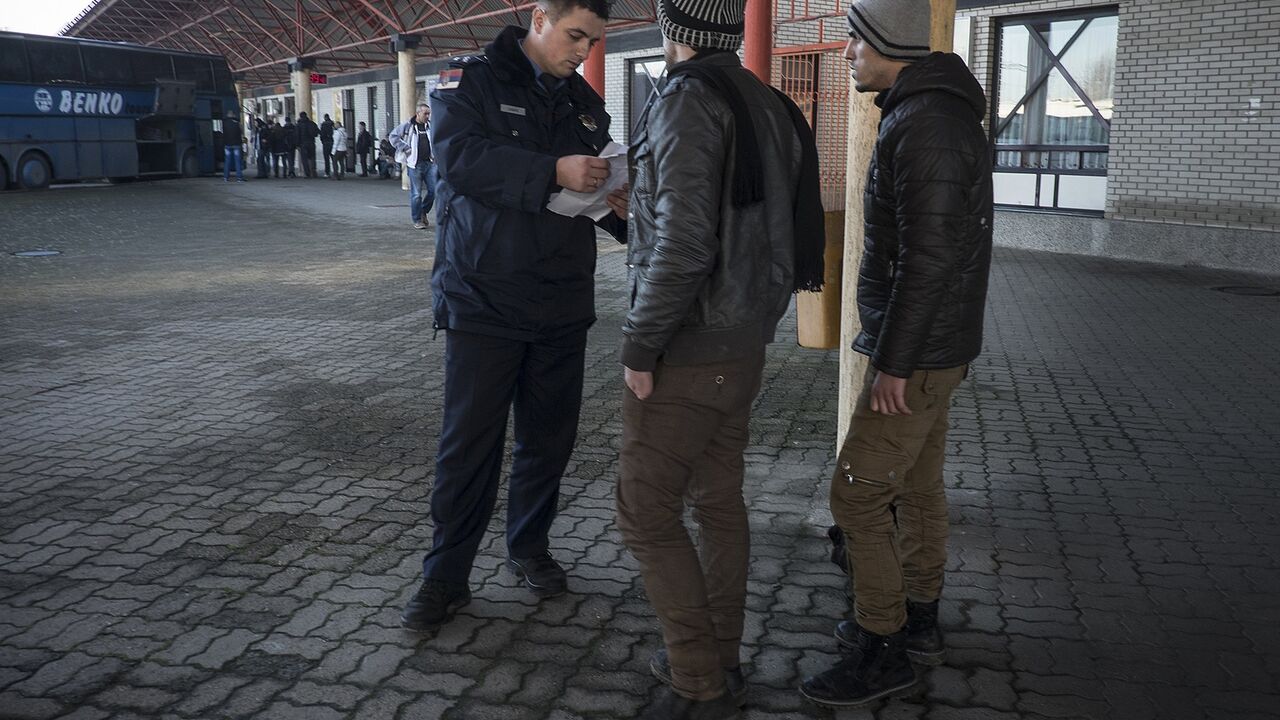 policija