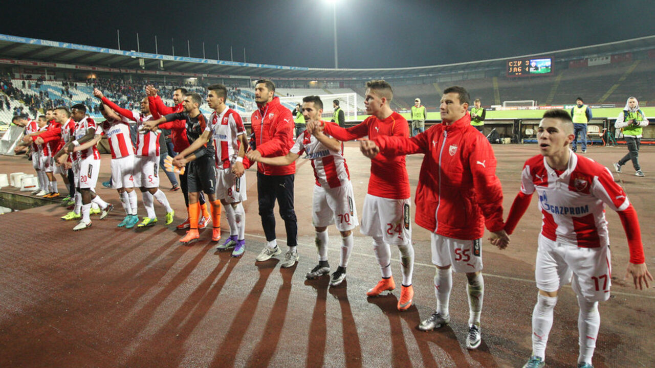 Fudbaleri Crvene zvezde posle pobede nad Jagodinom