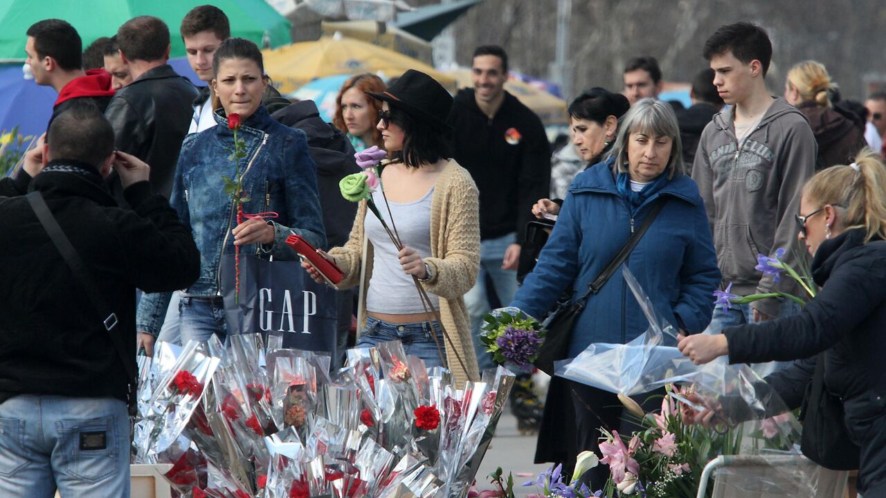 8.mart