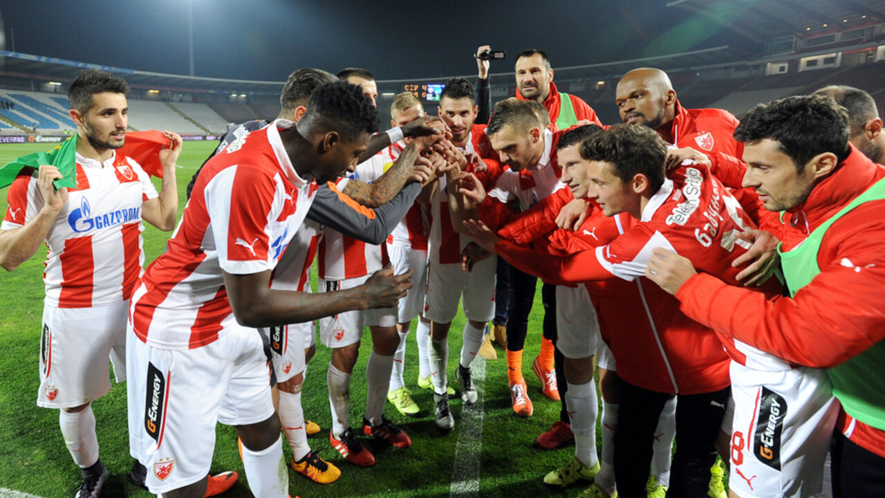 Fudbaleri CRvene zvezde u čestim scenama ovre sezone