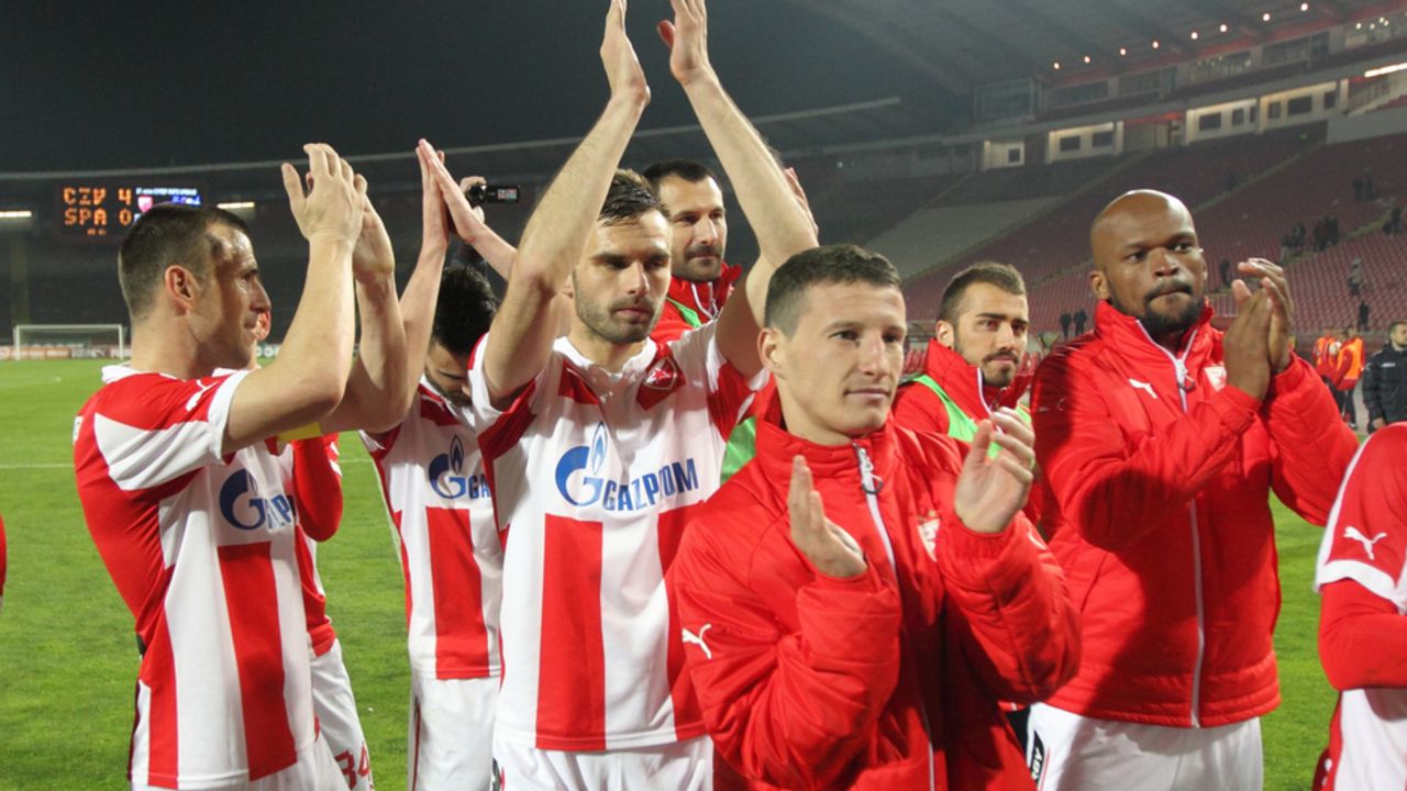 Fudbaleri Crvene zvezde posle jedne od pobeda