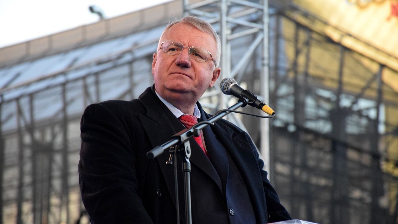 Vojislav Šešelj