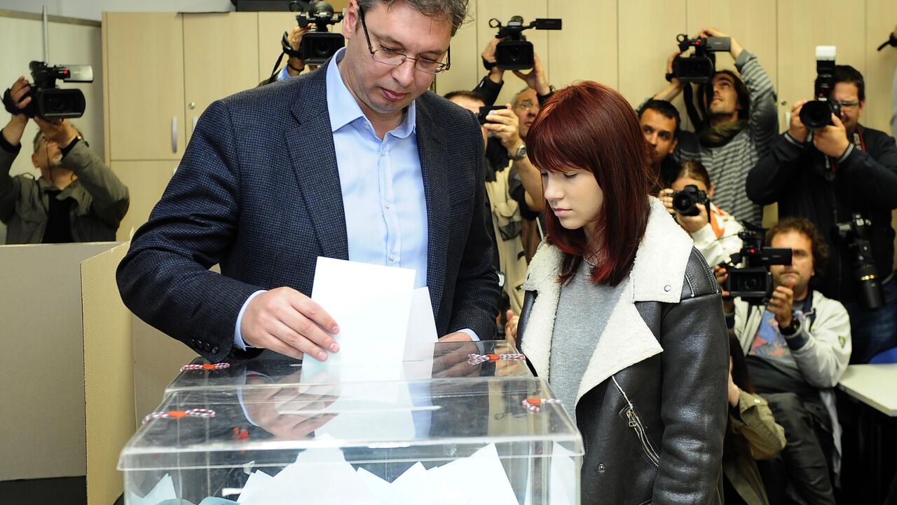 Aleksandar Vučić glasa