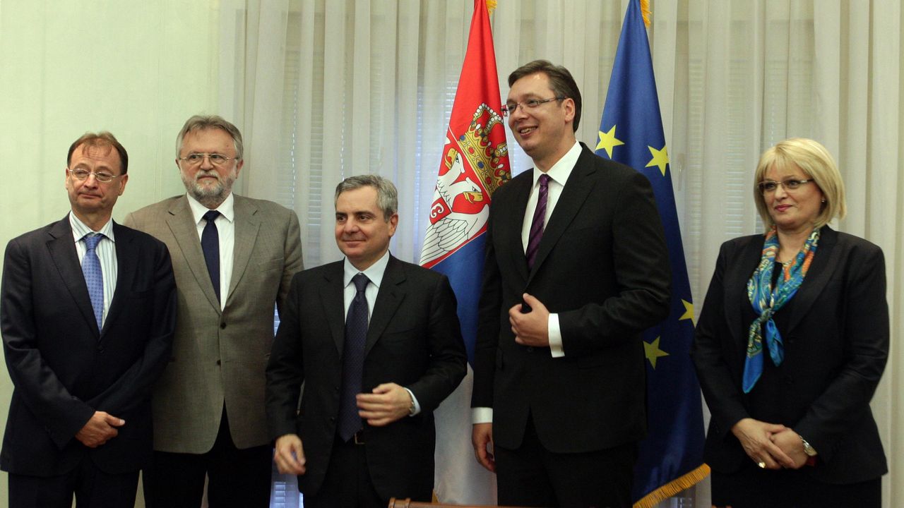 Aleksandar Vučić EIB