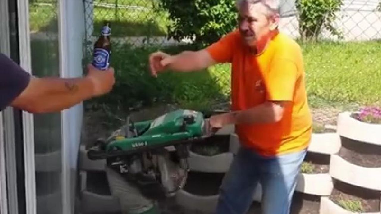Majstor pije pivo