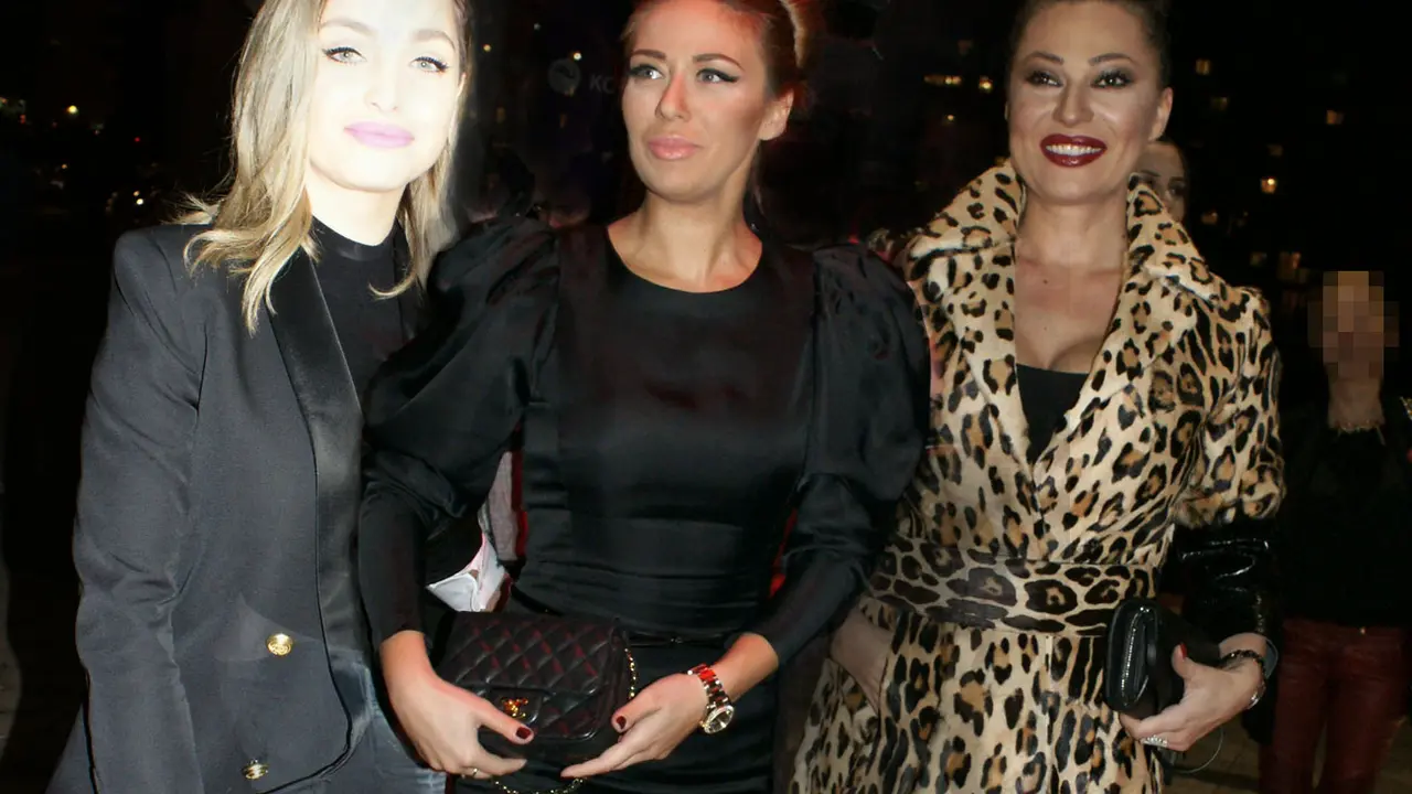 Maya, Ana i Ceca