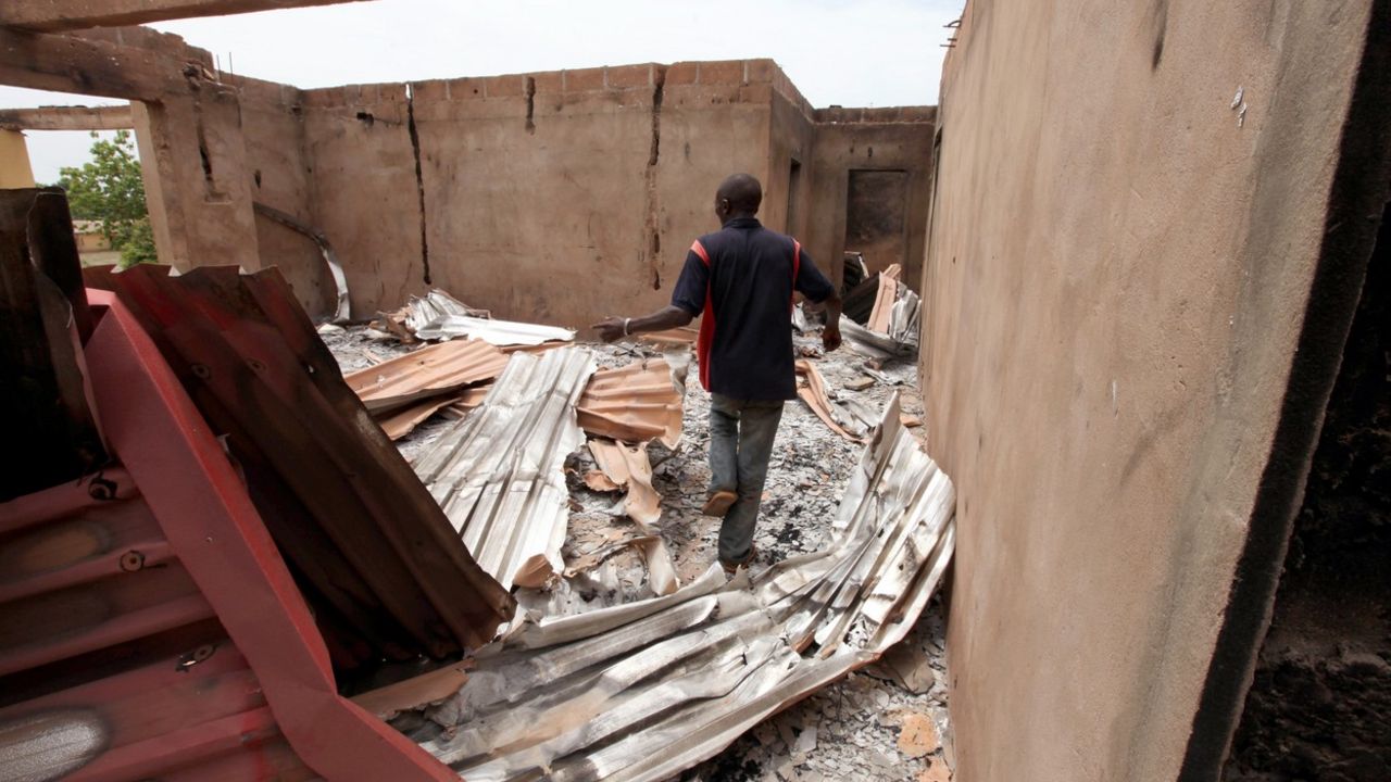Nigerijac traga za nestalima