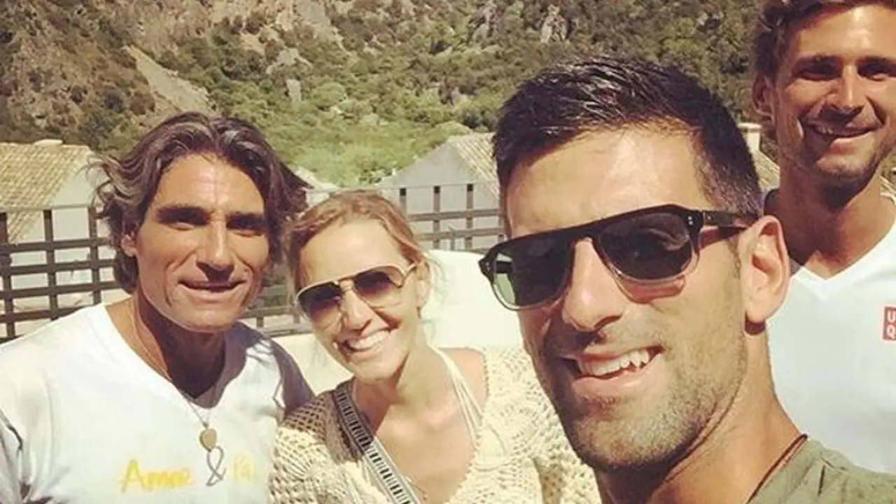 Jelena i Novak Đoković na odmoru sa prijateljima