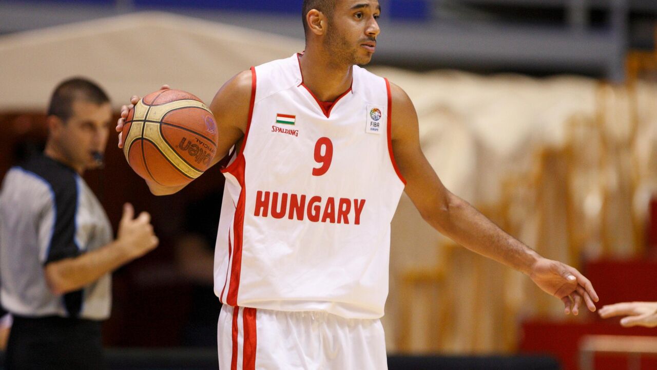 Adam Hanga