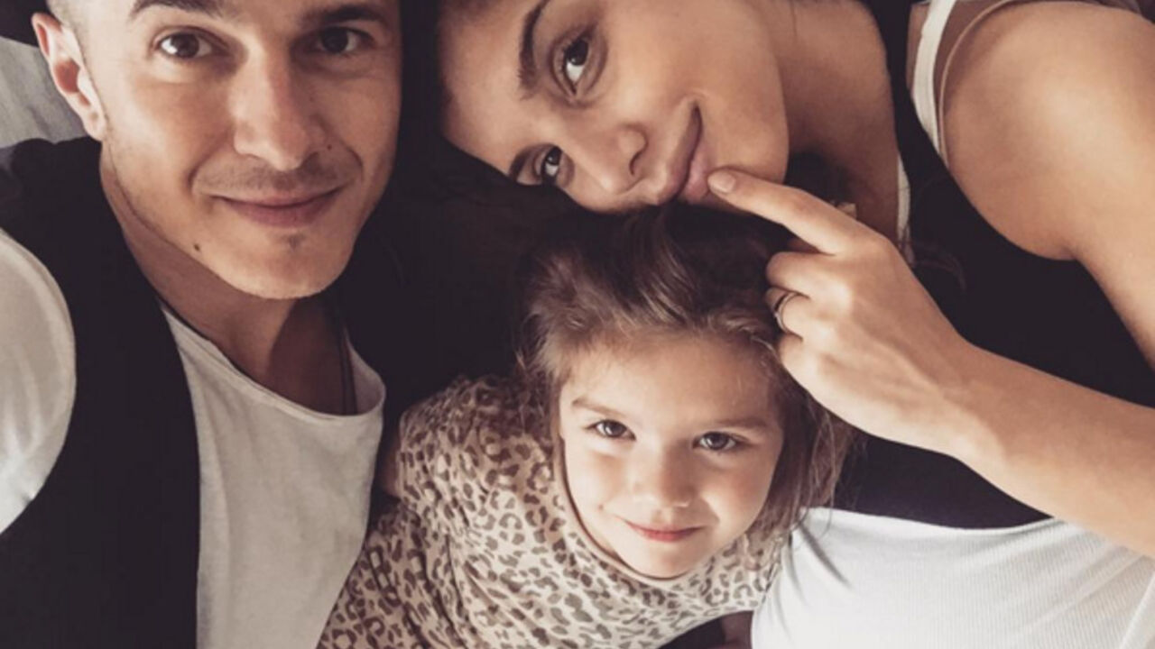 Jovana i Sale sa ćerkom 