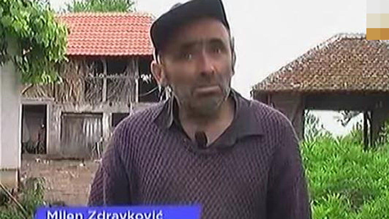 Dekica brani grobno mesto
