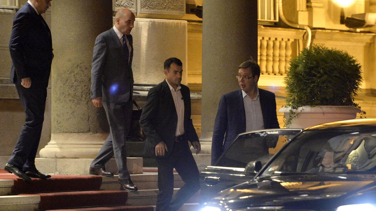 Aleksandar Vučić napušta zgradu Predsedništva
