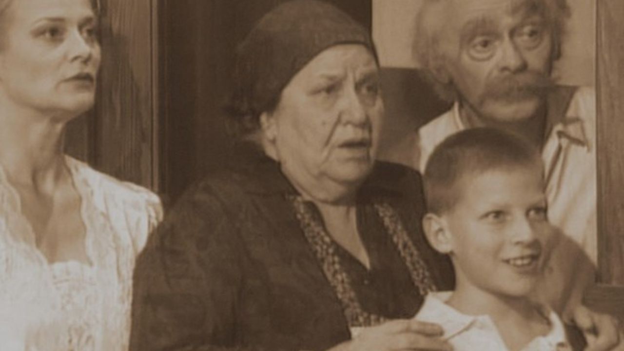 Scena iz serije Srećni ljudi