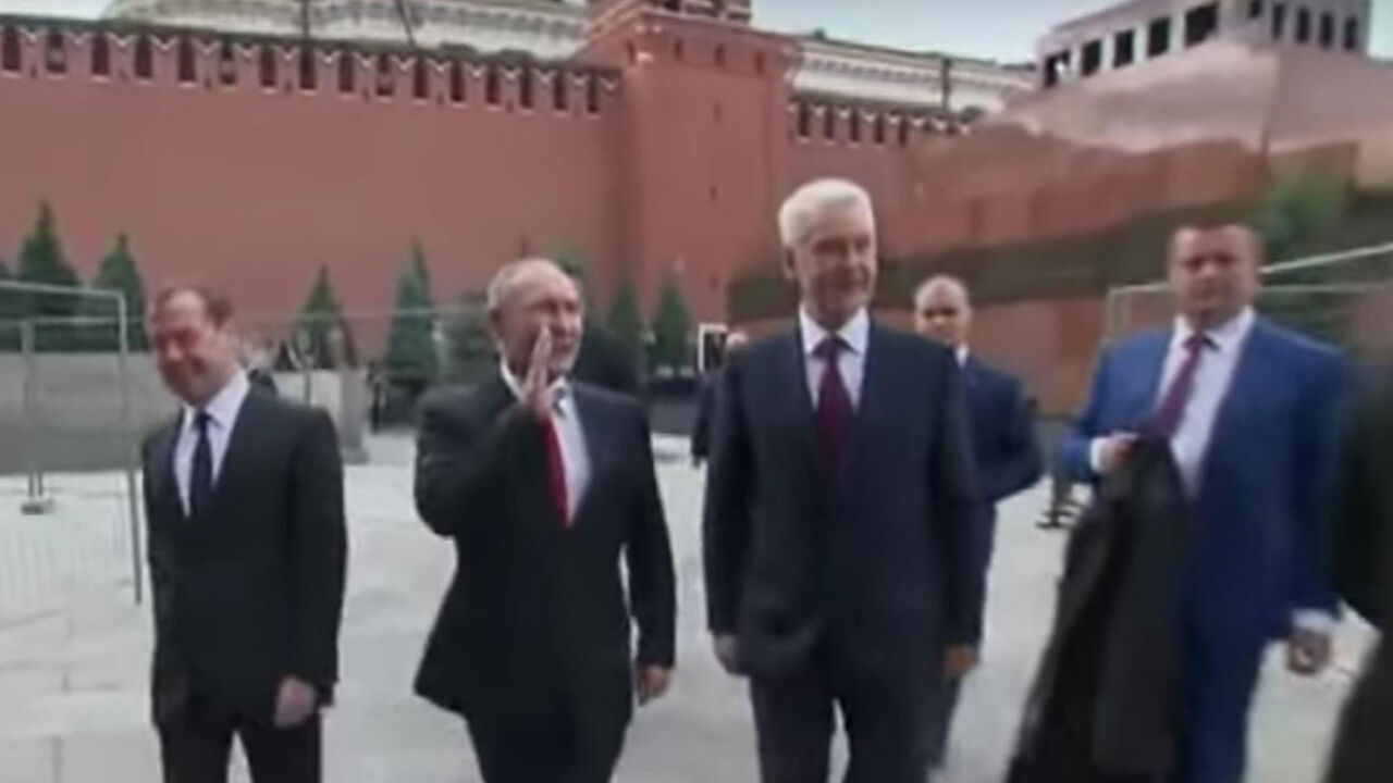 Putin i mlade