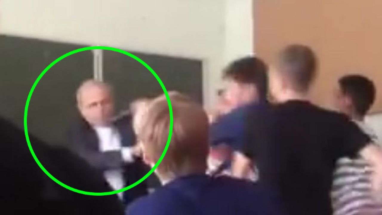 Tuča u ruskoj školi