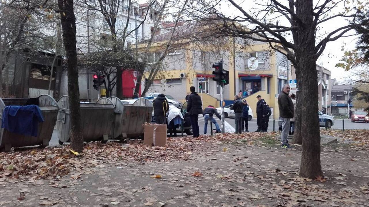 Leš nepoznatog muškarca pronađen u Kumodraškoj ulici 