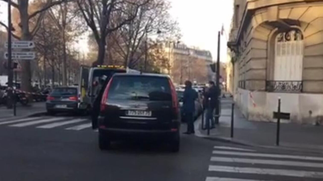 Sputnjikova zgrada u Parizu