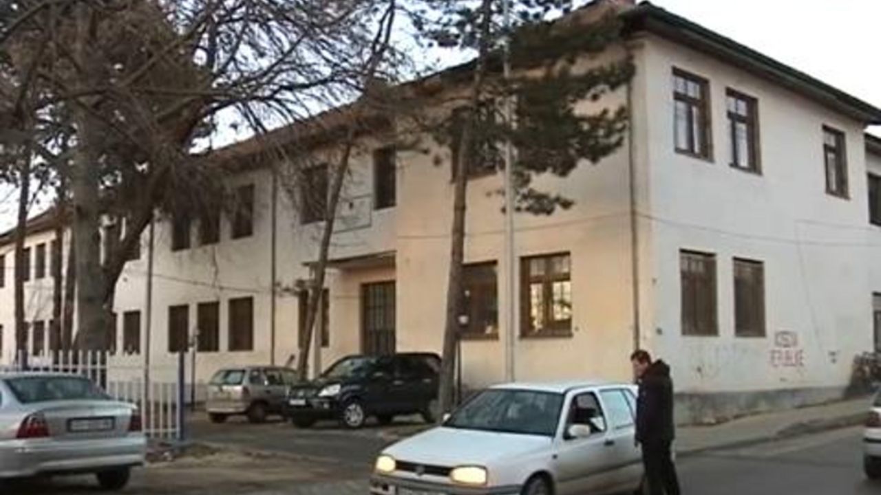 škola