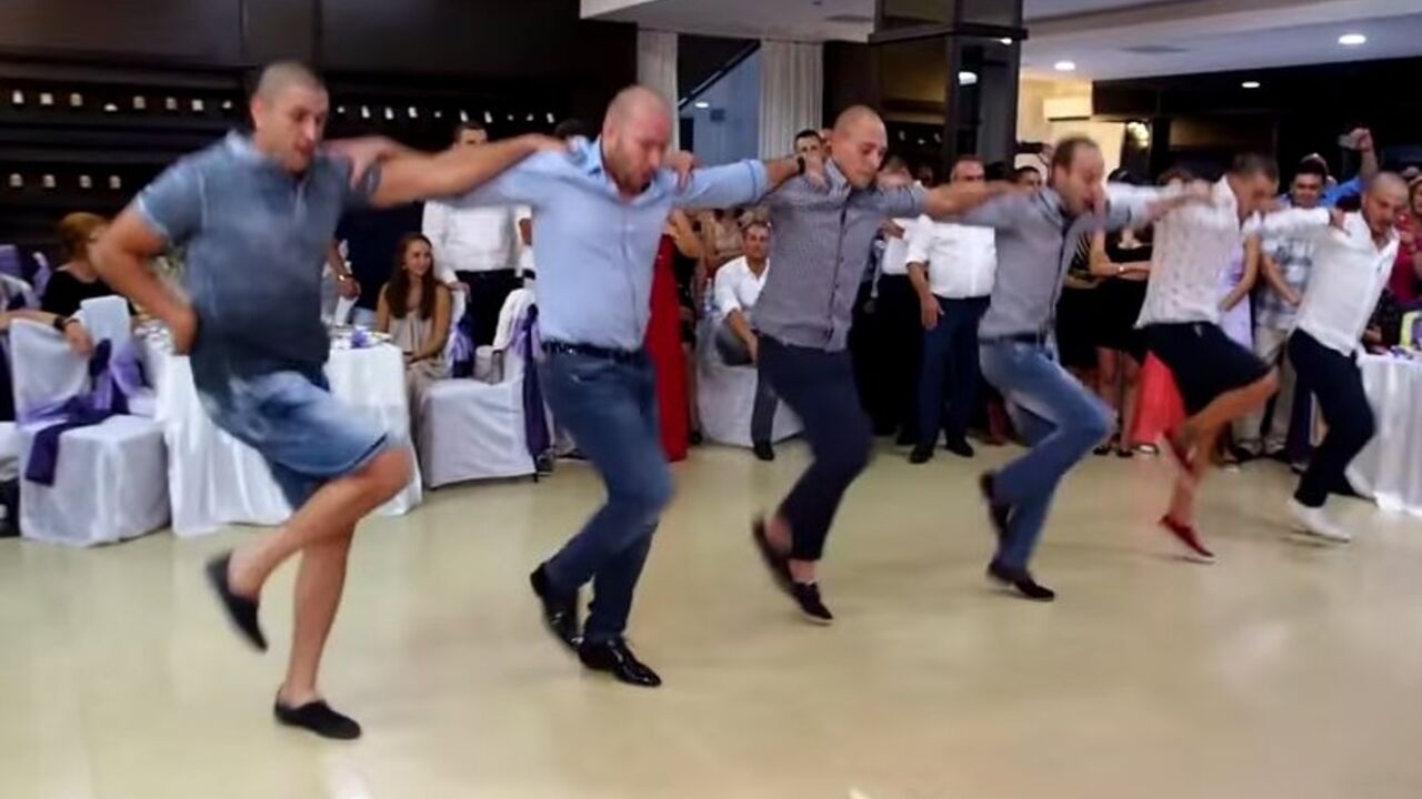 Kolo na svadbi