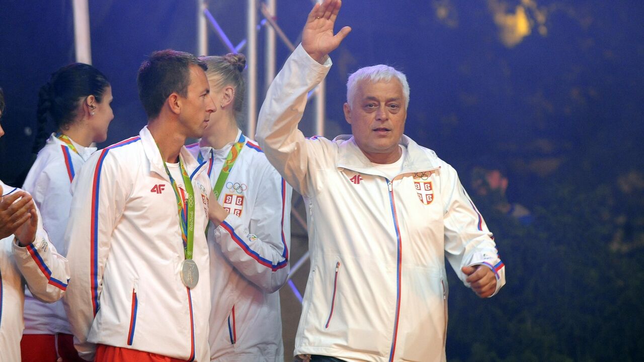 Miroslav Nikolić