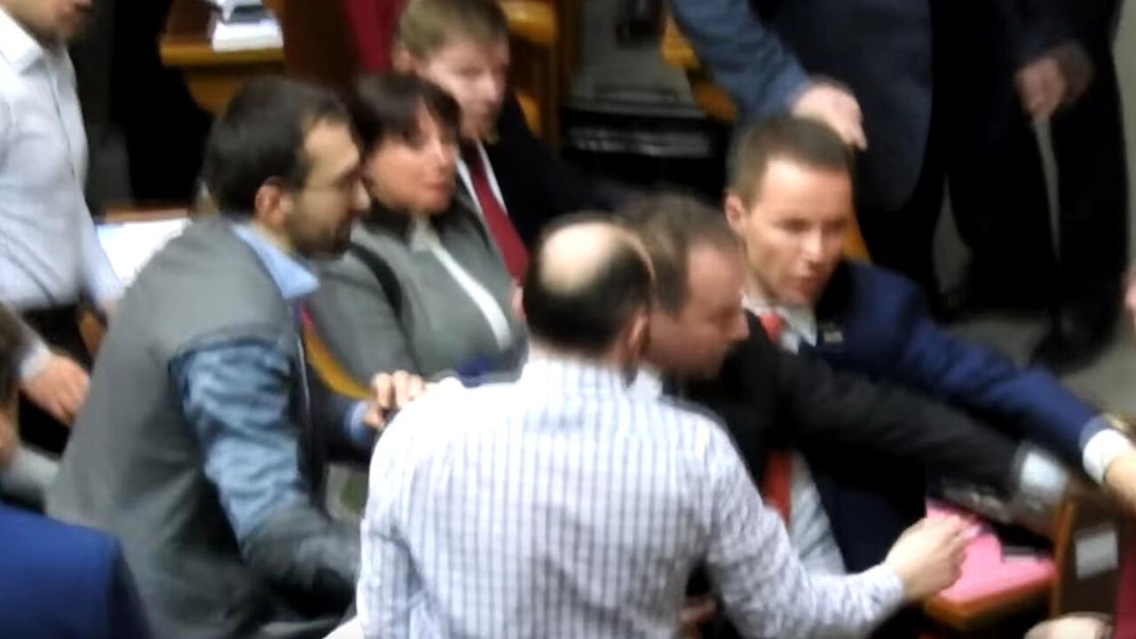 Tuča u ukrajinskom parlamentu