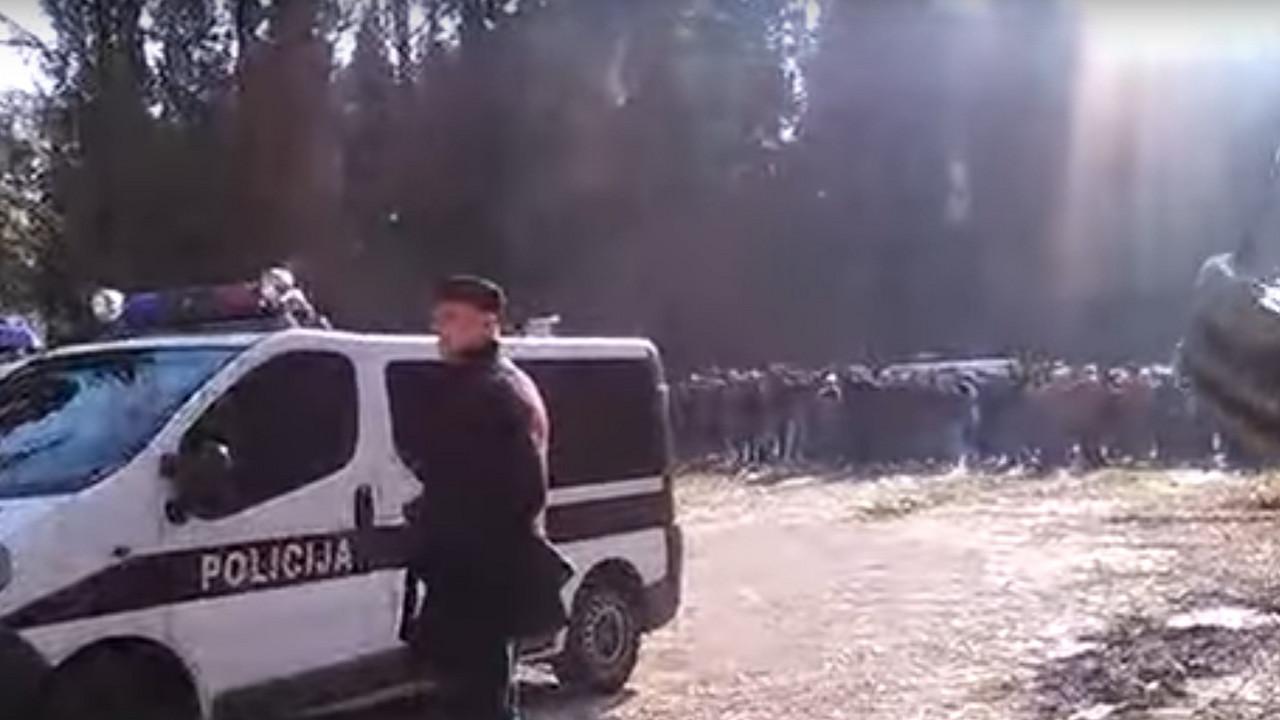 Skup na Partizanskom groblju