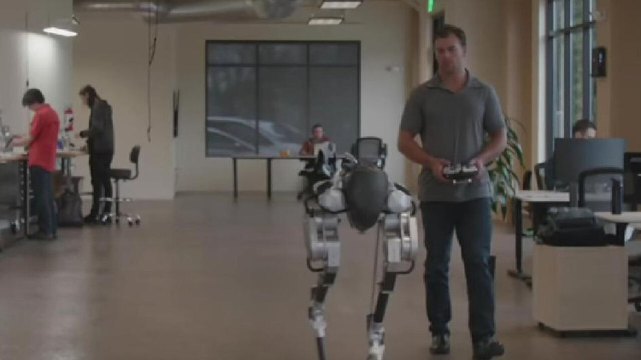 Robot