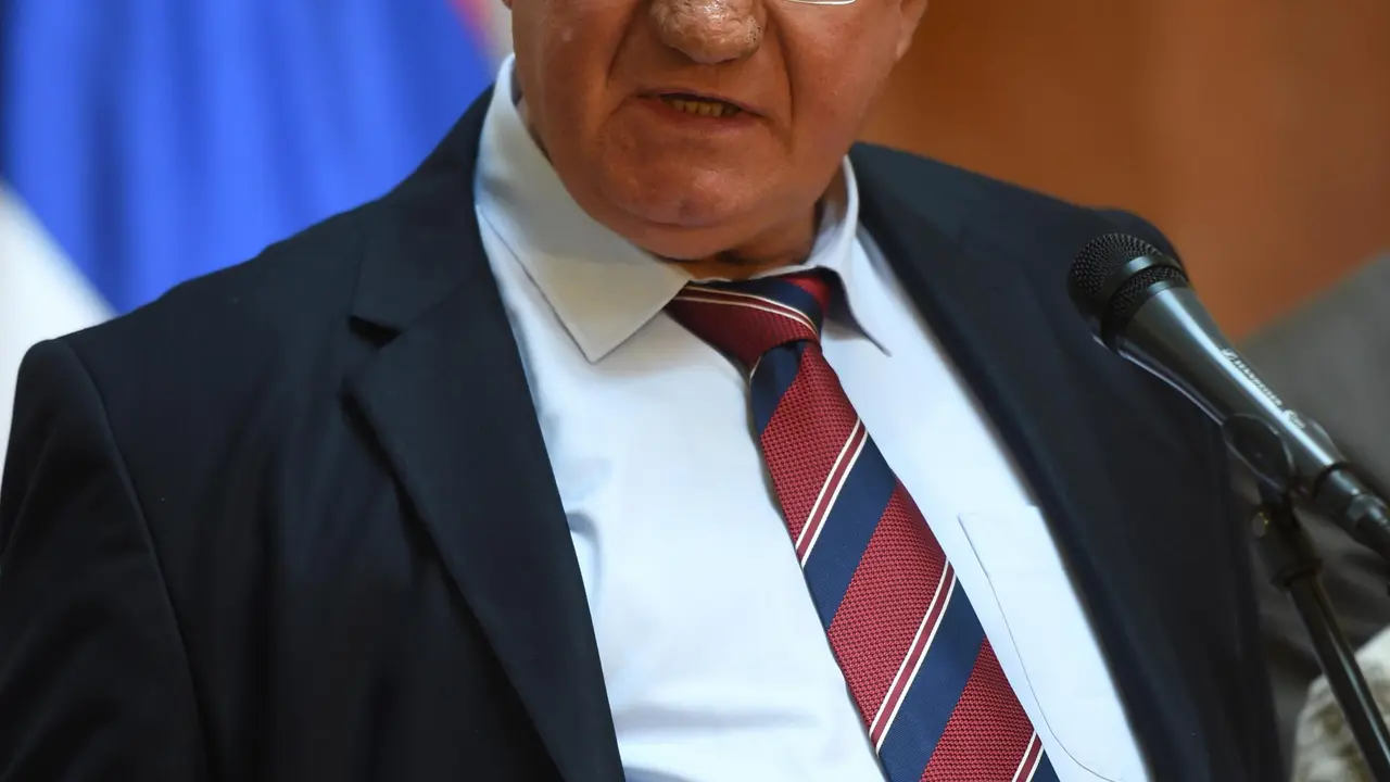 Vojislav Šešelj