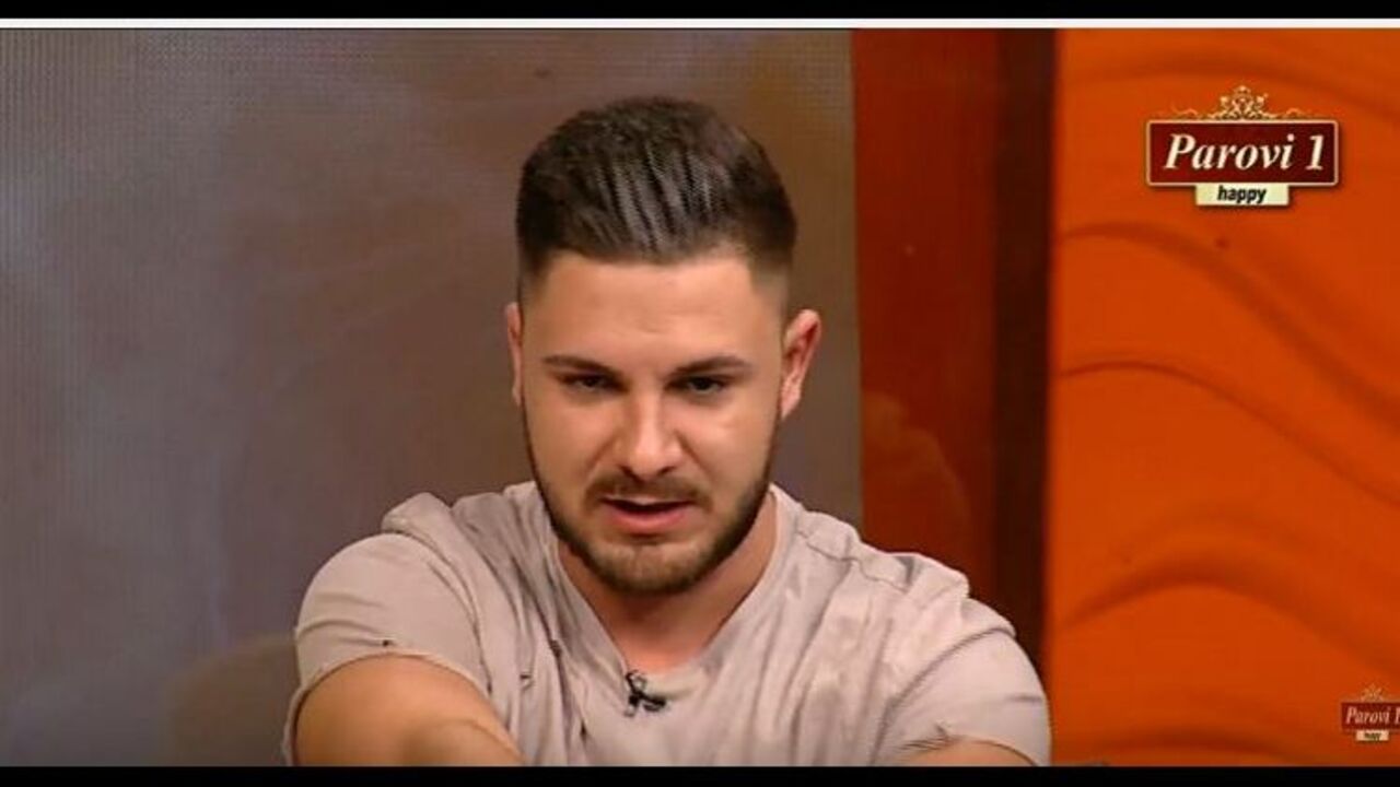 Parovi