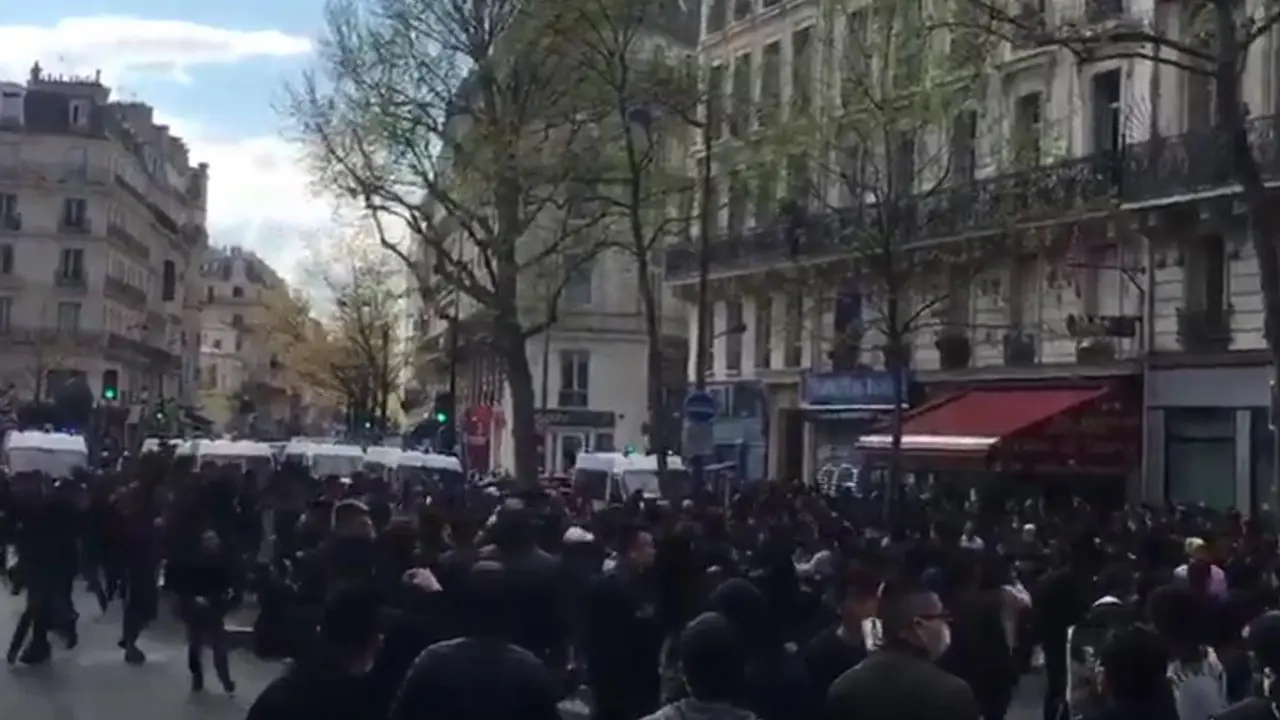 PARIZ