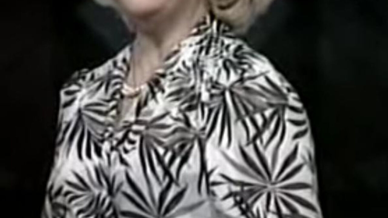 Lola Novaković