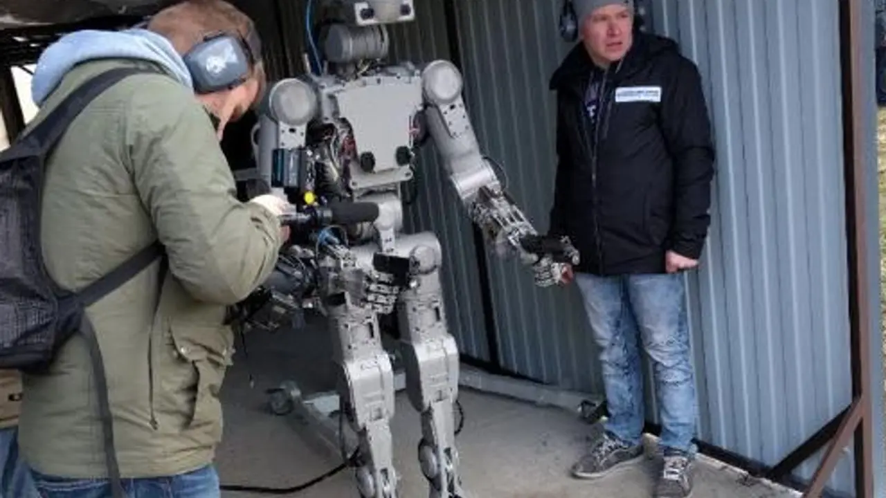 Robot