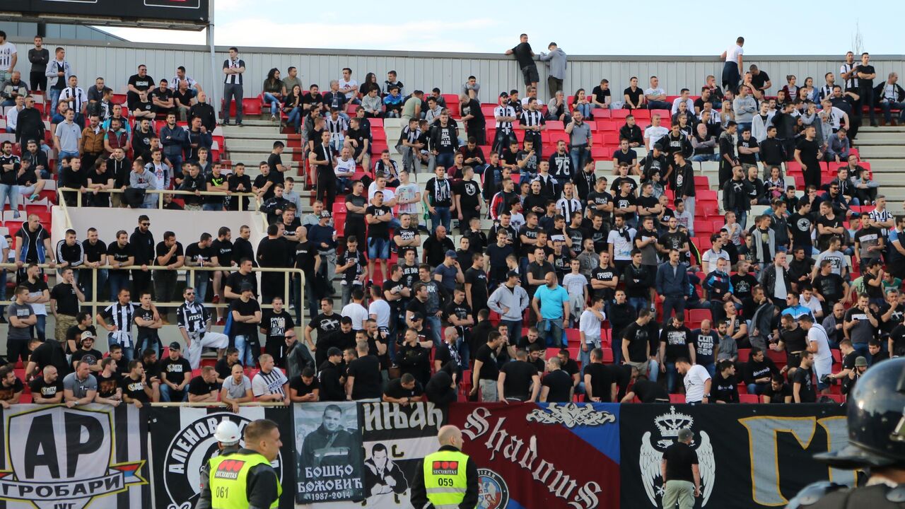 Stadion Čair