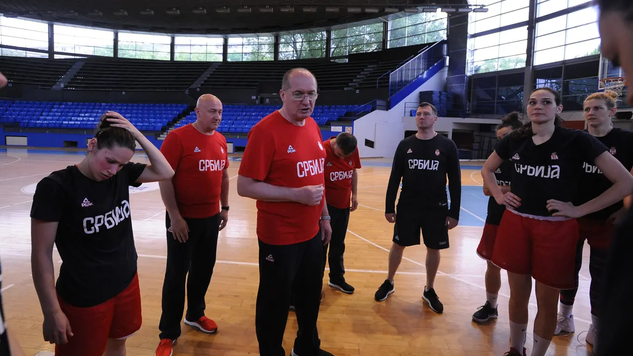 Ženska košarkaška reprezentacija Srbije, Stevan Karadžić