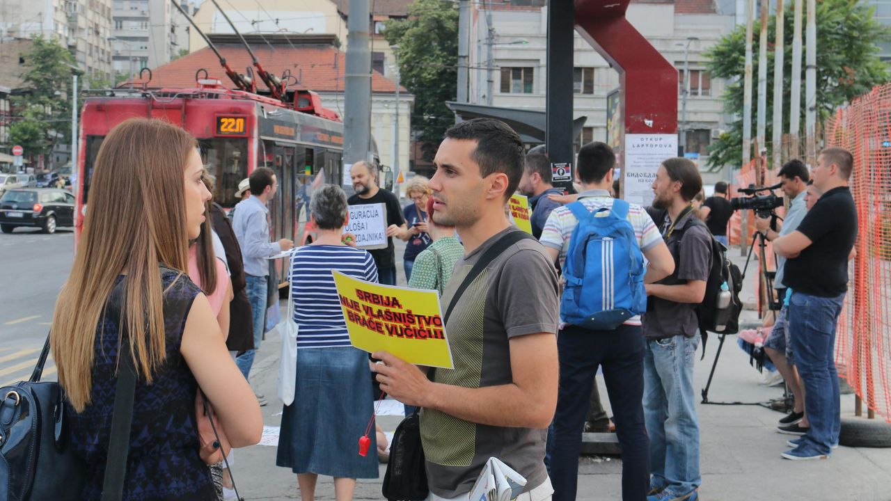 Protesti protiv diktature