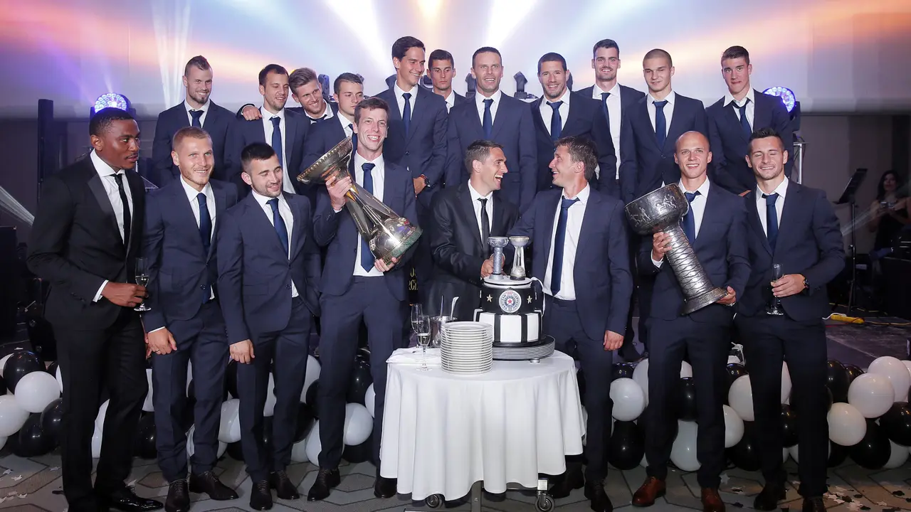 FK Partizan, proslava duple krune