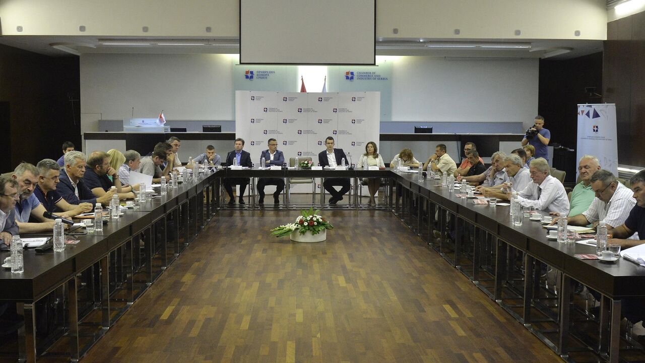 Branislav Nedimović sa malinarima