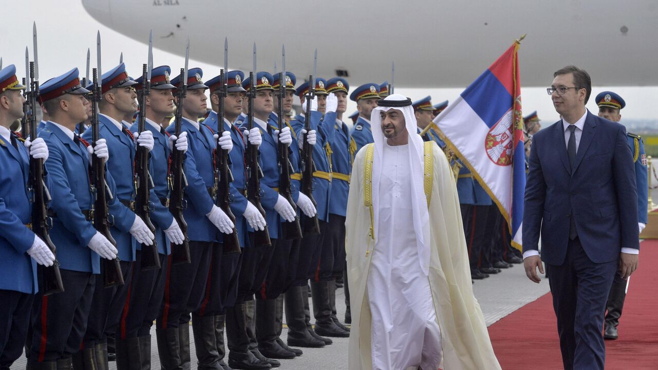 Prestolonaslednik emirata Abu Dabija seik Muhamed bin Zajed al Nahjan i Aleksandar Vučić