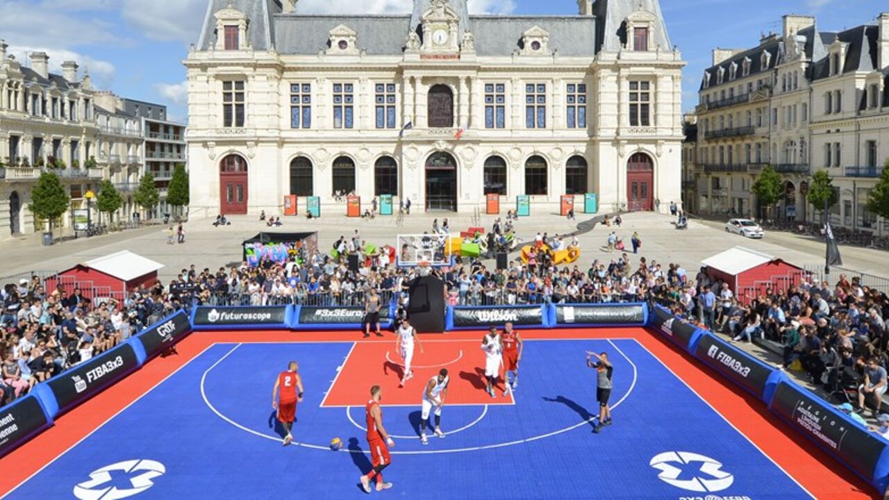 Basket u Poatjeu