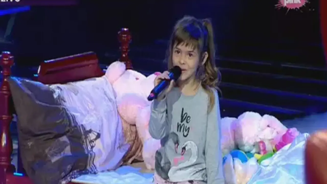 Jovana Radonić u finalu Pinkovih zvezdica