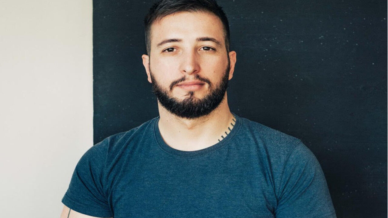 PR