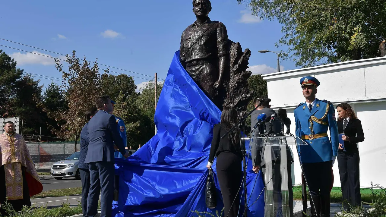 Spomenik Milanu Tepiću
