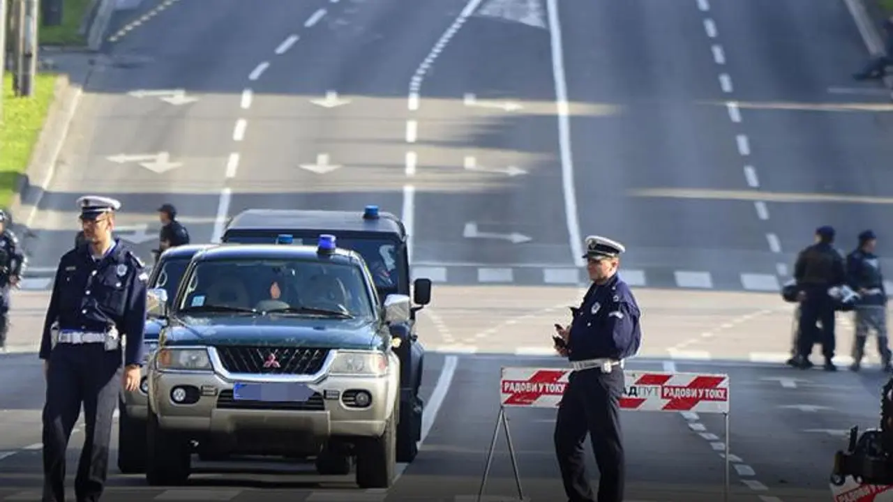 policija