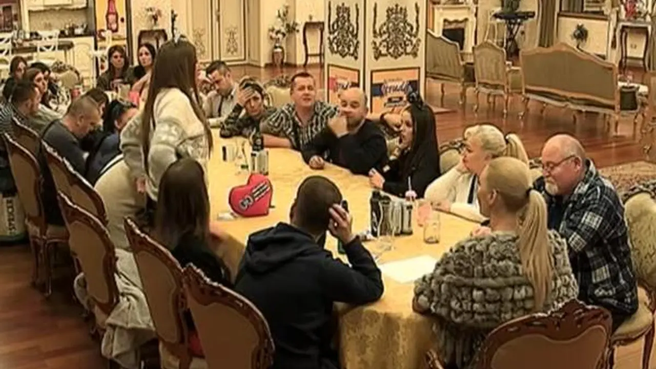 Parovi
