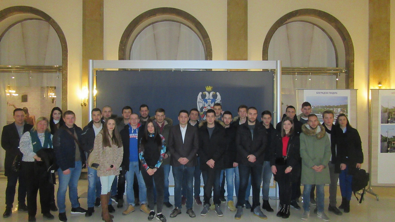 Studenti iz Kosovske Mitrovice u poseti Beogradu