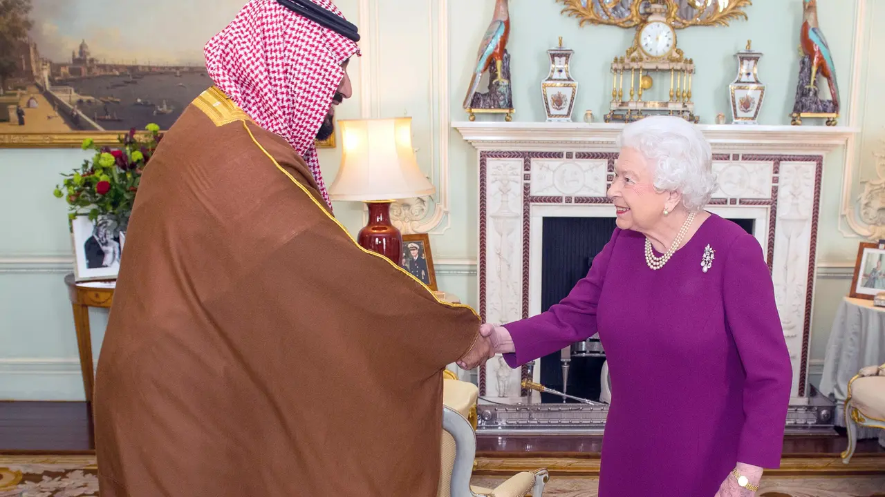 Saudijski prestolonaslednik Mohamed bin Salman sa britanskom kraljicom